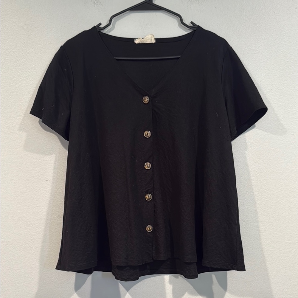 Dress Up Black Short Sleeve Button Down Shirt Relaxed Fit - Size Medium